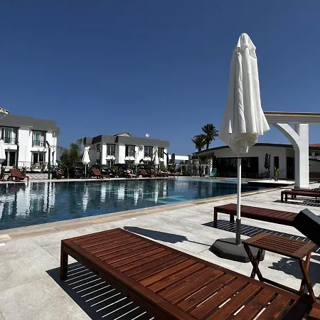 Lovely Flat W Shared Pool In Edremit Cyprus Agios Georgios (Kyrenia)